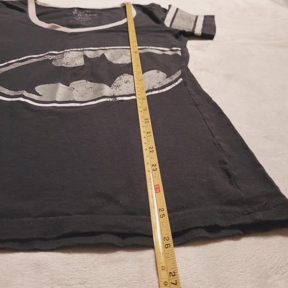 🔵 3/$30 BATMAN T-SHIRT - Picture 8 of 9